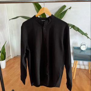 TETANURA Black Band Collar Long Sleeve